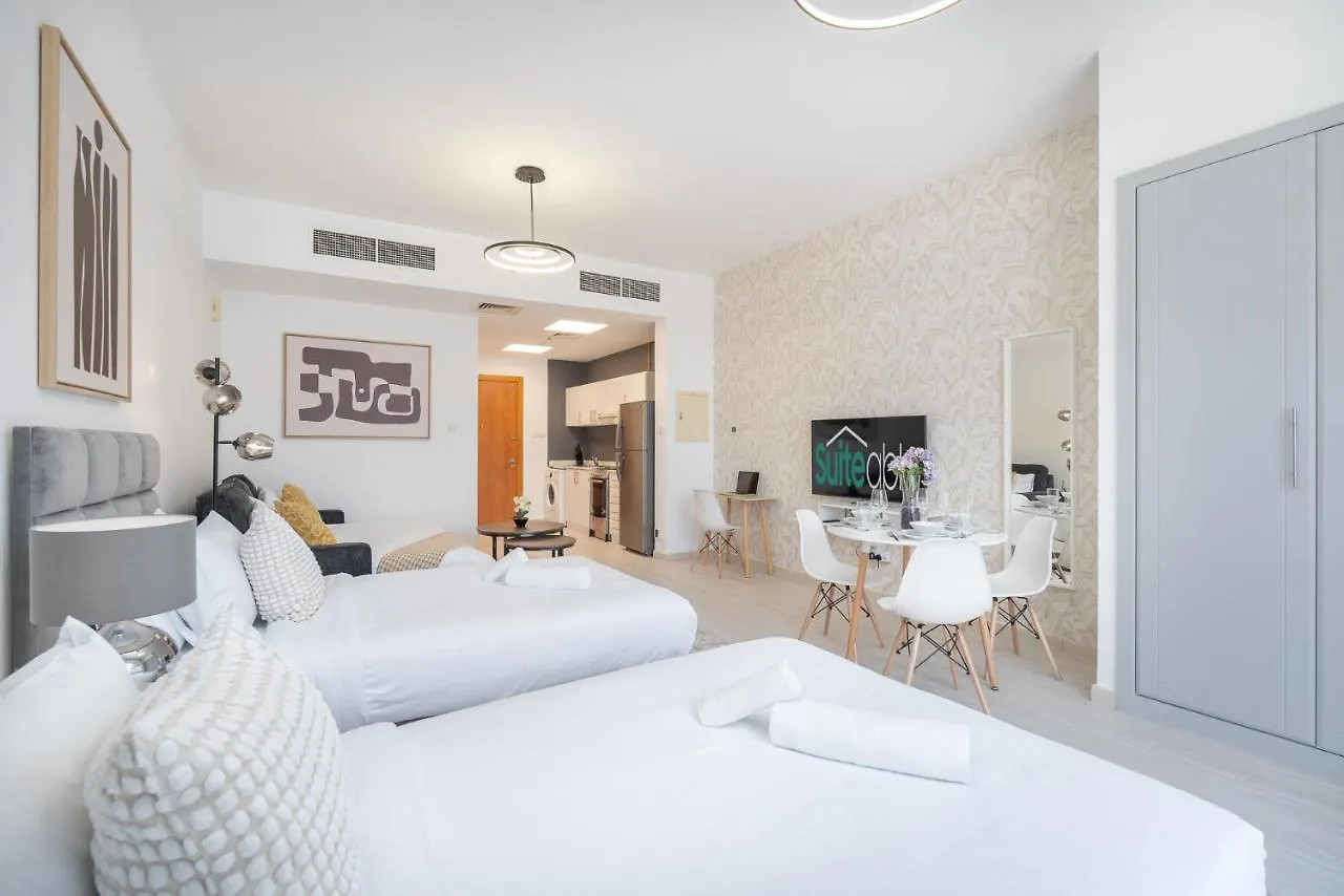 Spacious Serene Studio Retreat In Jvc By Suiteable 迪拜